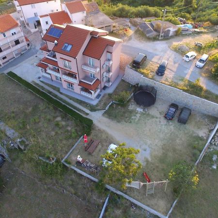 Apartmani Danijela Tomicic Лопар Екстериор снимка