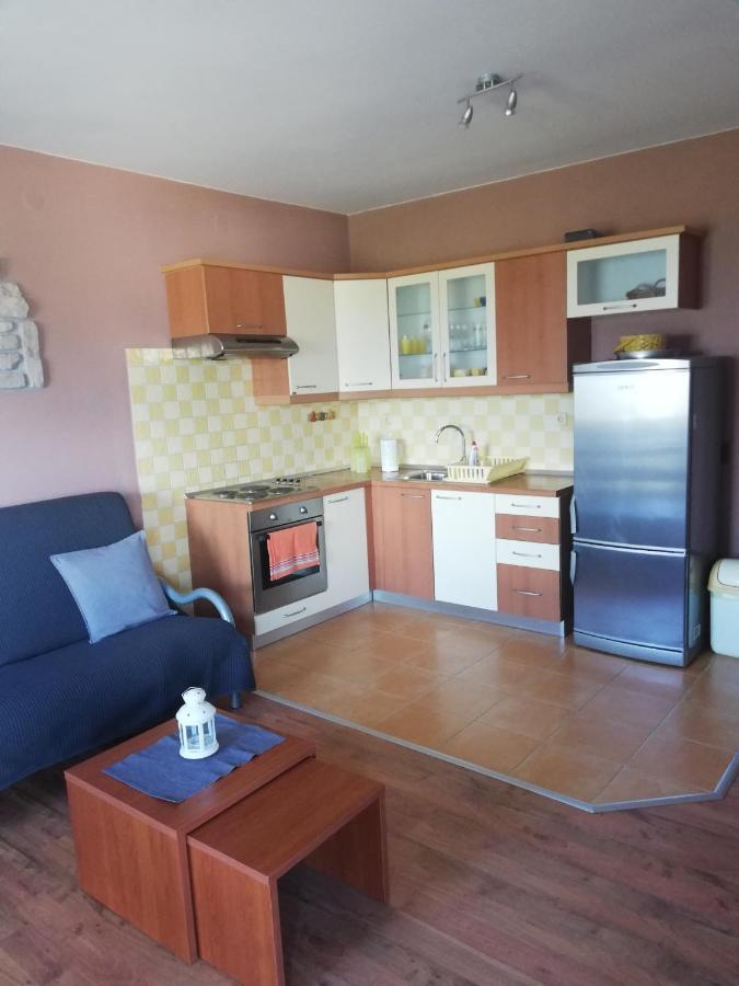 Apartmani Danijela Tomicic Лопар Екстериор снимка